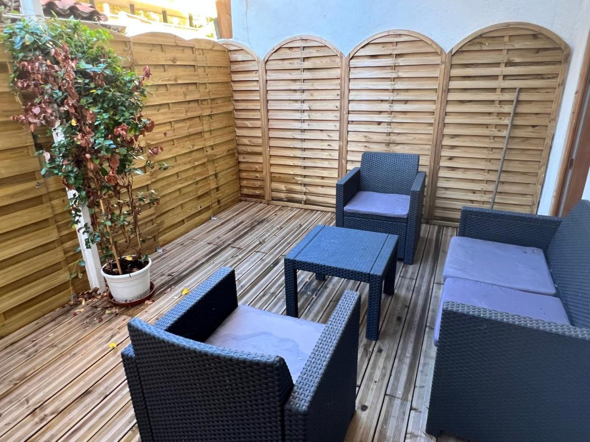 Studio Neuf Climatise Avec Terrasse #4 Toulon Exterior foto